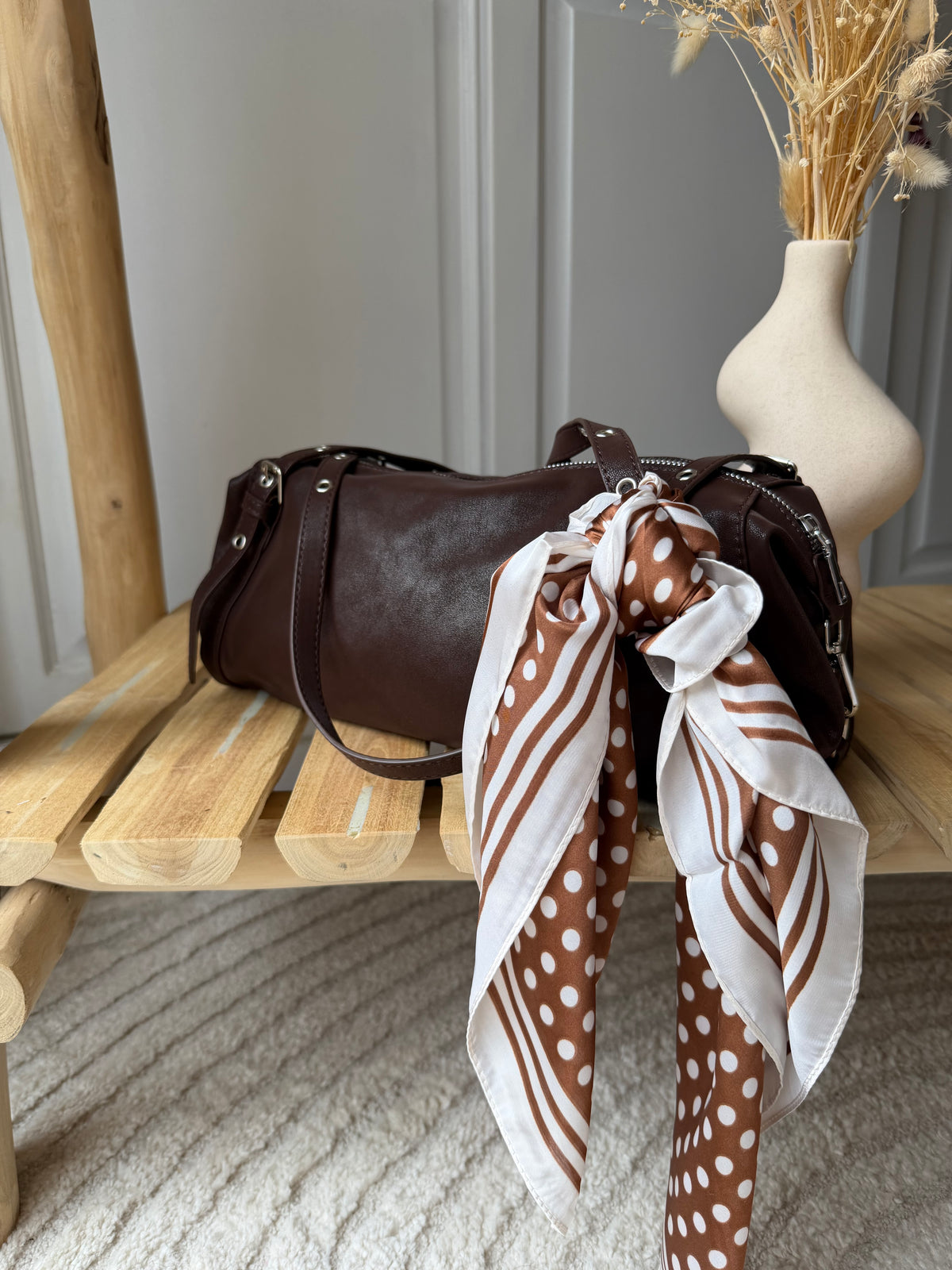 Foulard à pois